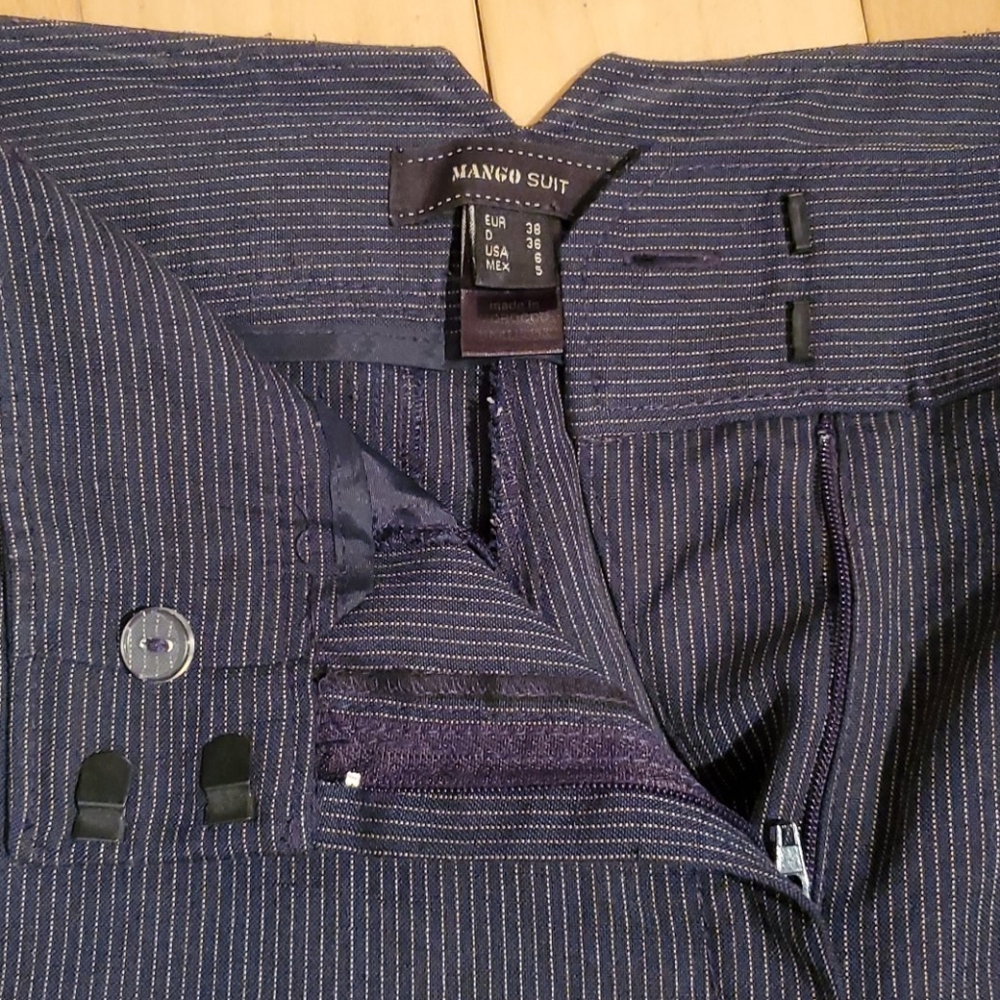 Mango Suit - Picture 3 of 7